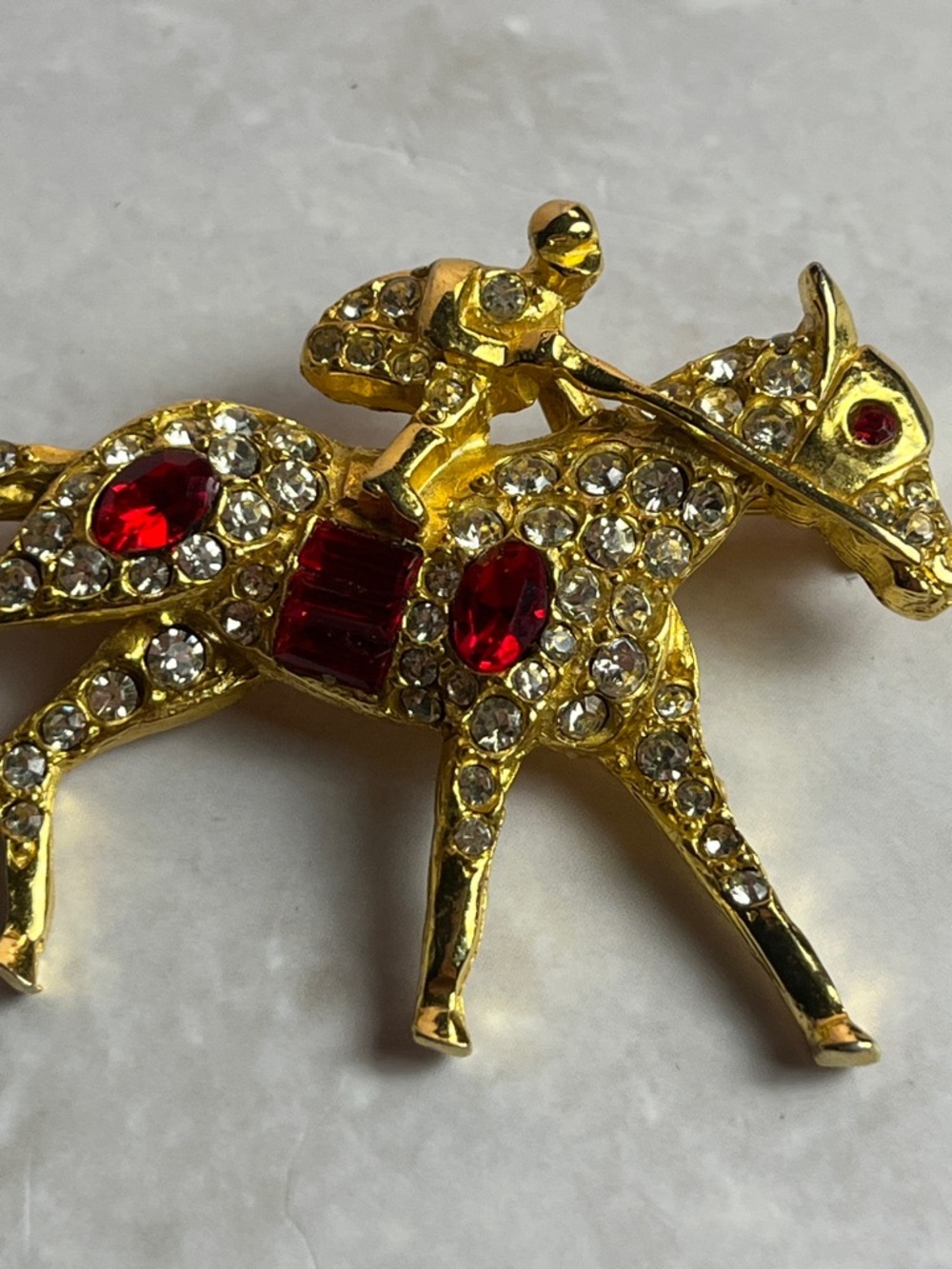 Gold-tone Horse & Jockey with Red Crystals & Rhinestones Brooch - Picture 11 of 13